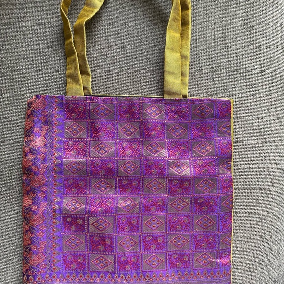 Handmade Silk Bag - Picture 4 of 9